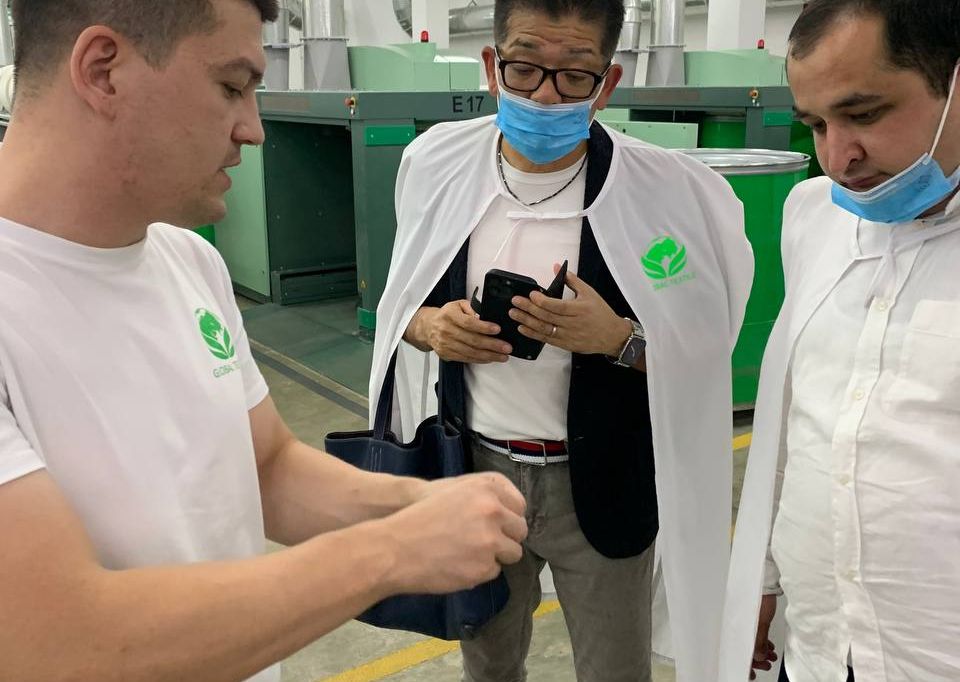 Japanese look at Uzbek textiles: what surprised them?