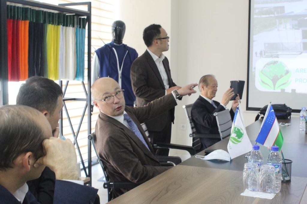 31 октября делегация из Японии и представители администрации Ферганского политехнического института посетили Fergana Global Textile