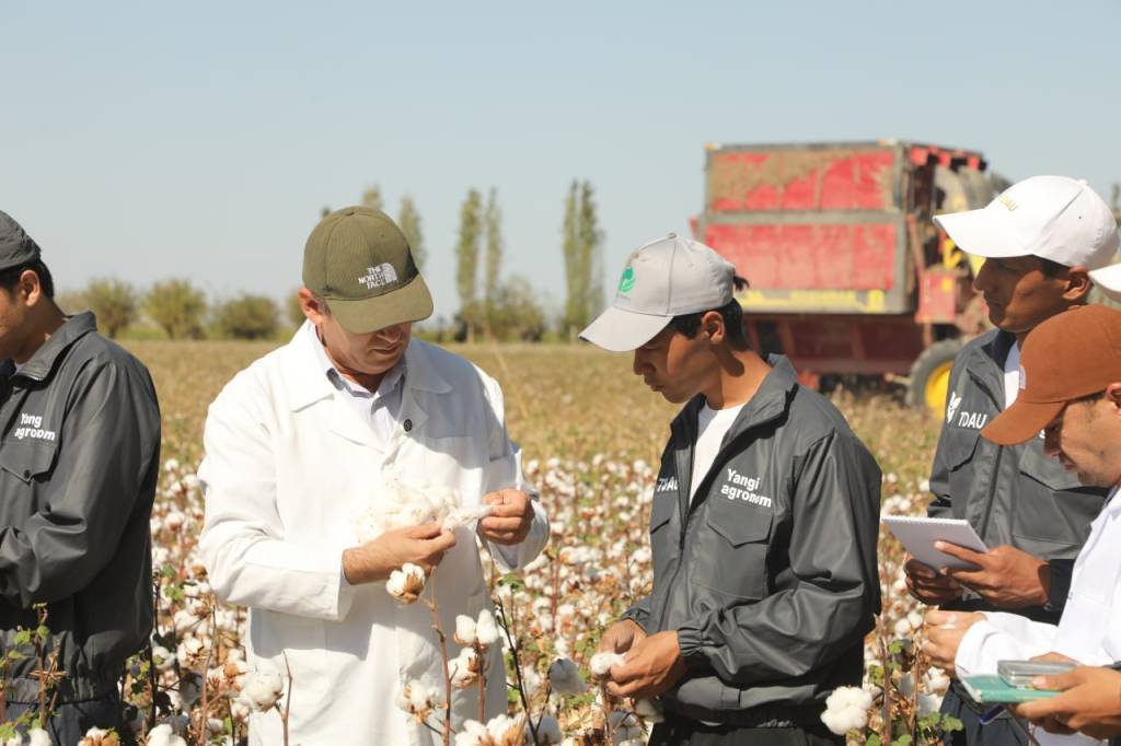 Agricultural University Students Gain Hands-On Experience at Global Textile