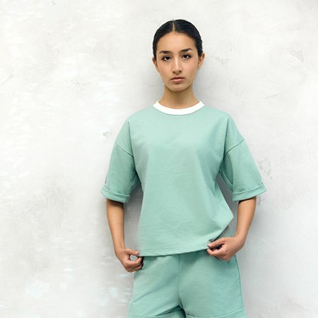 knitted suit (T-shirt + shorts)